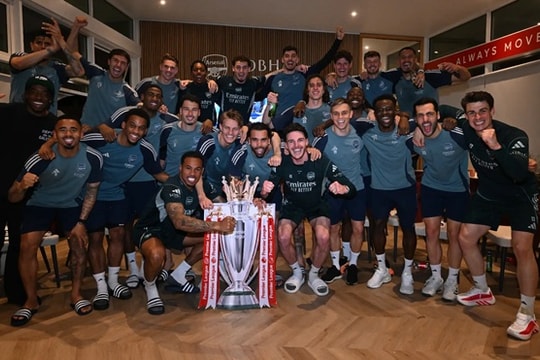 Arsenal lập kỷ lục doanh thu 770 triệu bảng sau chức vô địch Ngoại hạng Anh
