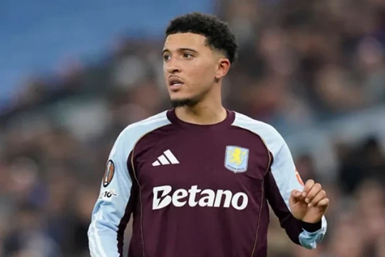 MU quyết giữ giá Jadon Sancho: Tương lai mịt mờ của ngôi sao thất sủng