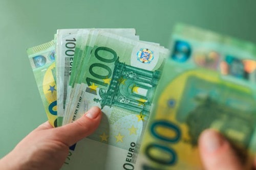 Tỷ giá Euro ngày 25/05: Đồng loạt phục hồi, VietinBank tăng mạnh 467 đồng