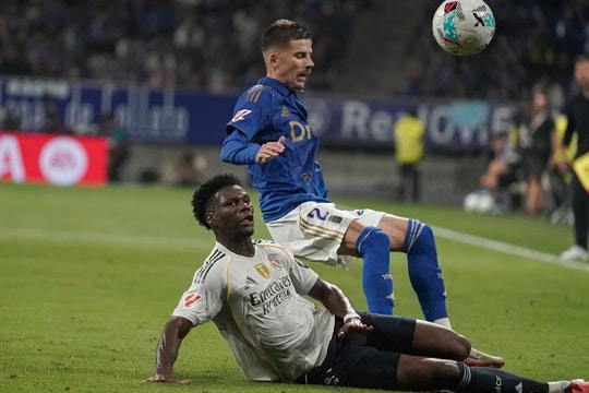 MU săn bom tấn 100 triệu euro, Liverpool gửi đề nghị kỷ lục cho Yan Diomande