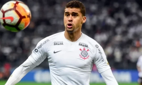 CLB Công an Hà Nội sắp chiêu mộ trung vệ 1 triệu euro Leo Santos