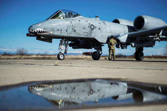 Không quân Mỹ chính thức gia hạn hoạt động máy bay cường kích A-10 Thunderbolt II đến năm 2030