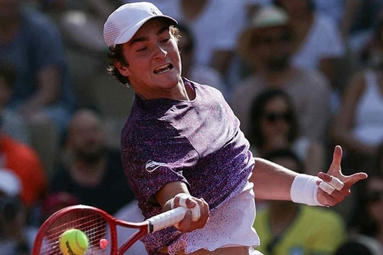 Roland Garros: Joao Fonseca tỏa sáng ngày ra quân, hạt giống số 7 Taylor Fritz gục ngã