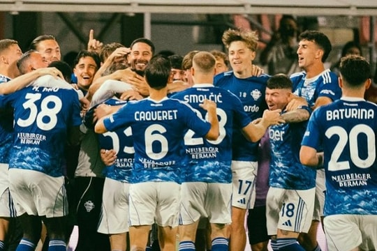 Kỳ tích tại Serie A: Como đè bẹp Cremonese 4-1, chính thức giành vé dự Champions League