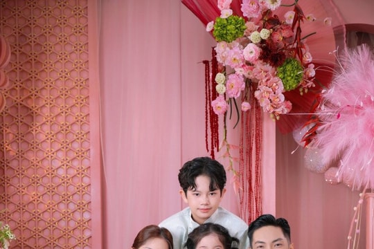 Phản ứng của Khánh Thi khi Phan Hiển đề nghị sinh thêm con thứ tư