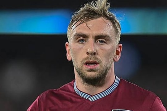 Jarrod Bowen: "Món hời" 30 triệu bảng có thể giúp Liverpool hồi sinh hàng công hậu Mohamed Salah