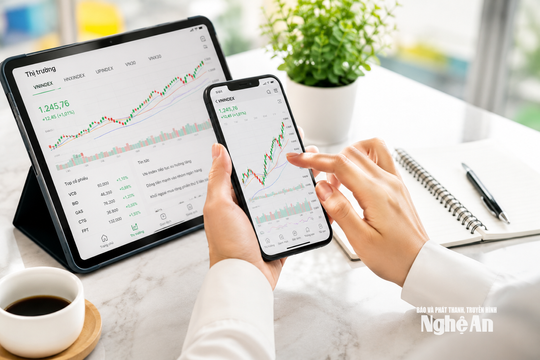 Cổ phiếu trụ hụt hơi, chỉ số VN-Index giảm hơn 15 điểm