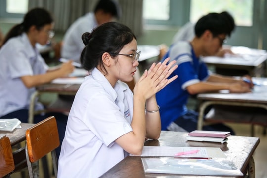 Cập nhật đáp án và đề thi tuyển sinh lớp 10 môn Toán Thái Nguyên 2026