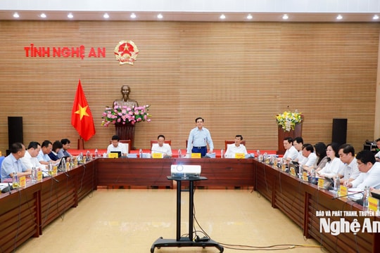 Chủ tịch UBND tỉnh Võ Trọng Hải yêu cầu thực hiện quyết liệt mục tiêu tăng trưởng, giải ngân vốn đầu tư công, điều chỉnh quy hoạch tỉnh
