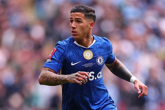 Chelsea định giá Enzo Fernandez 120 triệu bảng, Xabi Alonso muốn đưa Florian Wirtz về London