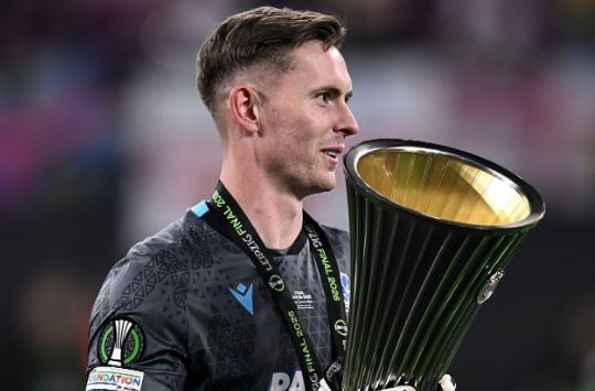 Crystal Palace vô địch Conference League: Adam Wharton và Mateta đi vào lịch sử