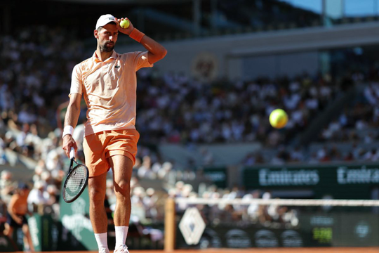 Djokovic phá kỷ lục của Federer tại Roland Garros: Đỉnh cao vĩ đại và nỗi lo tuổi 39