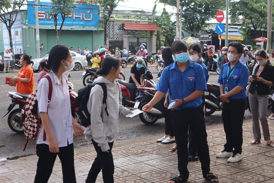 Đáp án chính thức môn Tiếng Anh thi vào 10 tại Khánh Hòa năm 2026