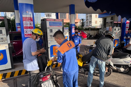 Giá xăng dầu hôm nay 29/5: Bảng giá xăng dầu Petrolimex, PVOIL, Mipec, Thalexim