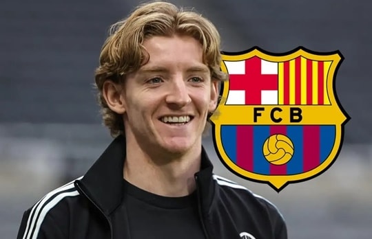Barcelona kích nổ bom tấn Anthony Gordon và tham vọng sở hữu Julian Alvarez 100 triệu euro