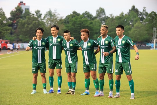 Công Phượng và Xuân Trường rực sáng, Trường Tươi Đồng Nai vô địch hạng Nhất 2025/26
