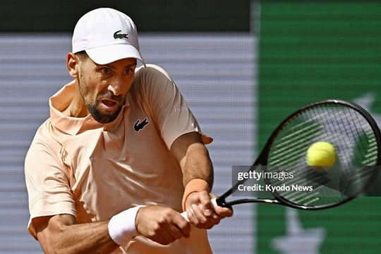 Sai lầm khó hiểu khiến Djokovic bị loại sớm tại Roland Garros 2026