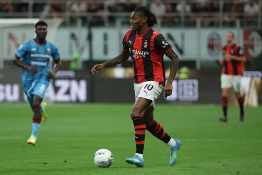 Arsenal nhắm Rafael Leao và Morgan Rogers để nâng cấp hàng công sau chung kết Champions League