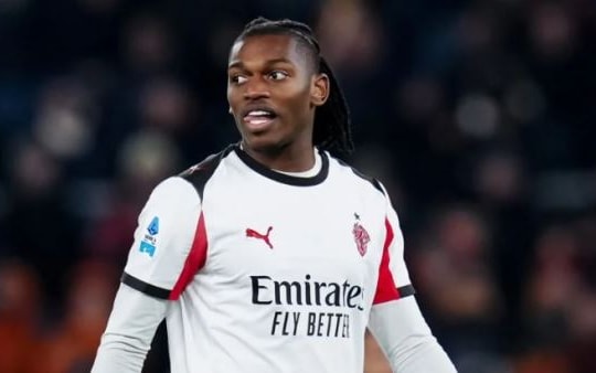 Rafael Leao công khai đòi rời Milan: Bài toán kỷ luật cân não cho MU và INEOS