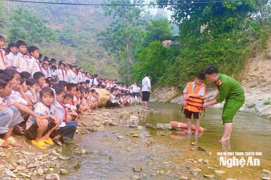 Nghệ An siết trách nhiệm phòng, chống đuối nước trẻ em trong dịp Hè