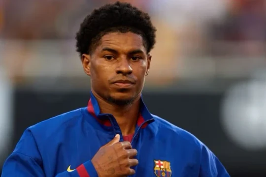 MU rao bán Marcus Rashford, Pep Guardiola từ chối lời mời của Beckham