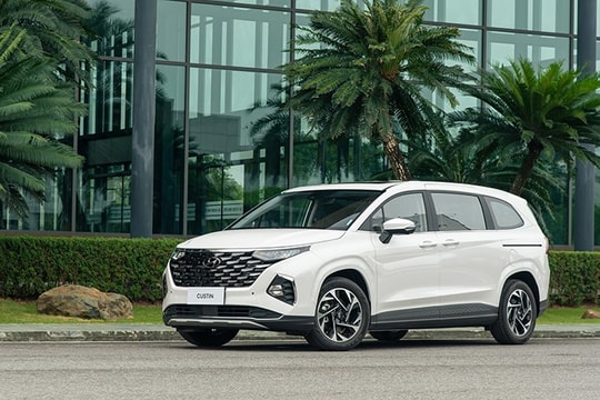 Bảng giá xe Hyundai Custin tháng 6/2026: Dòng MPV gia đình hiện đại từ 820 triệu đồng