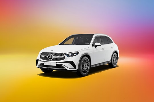 Mercedes-Benz GLC thuần điện: Sạc nhanh 22 phút, tầm vận hành 700 km và nội thất siêu sang