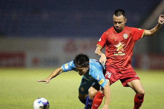 Hà Nội FC chiêu mộ Mai Sỹ Hoàng: Lời giải cho hành lang cánh trái