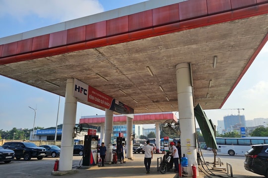 Giá xăng dầu hôm nay 6/6: Bảng giá xăng dầu Petrolimex, PVOIL, Mipec, Thalexim