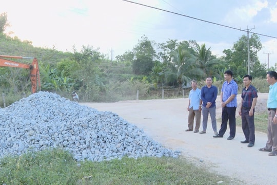 Lấy ý kiến nhân dân - Bước quan trọng trong thực hiện sắp xếp khối, xóm, thôn, bản