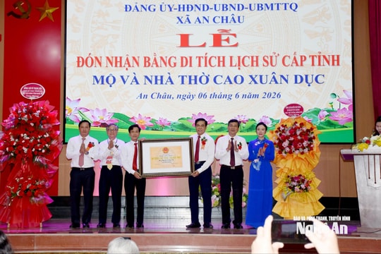 Xã An Châu đón Bằng xếp hạng Di tích Mộ và Nhà thờ Cao Xuân Dục