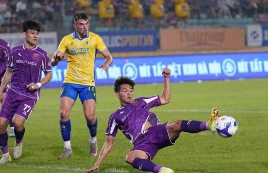 Vòng cuối V-League nghẹt thở: Ba đội bằng điểm và kịch bản tử thần cho Becamex TP.HCM