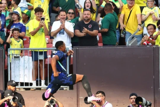 Brazil hạ Ai Cập 2-1: Lời khẳng định của Endrick và nỗi lo hàng thủ Selecao