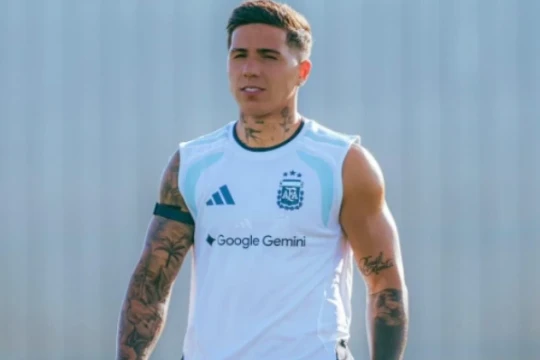 Real Madrid đàm phán chiêu mộ Enzo Fernandez 120 triệu bảng, Man Utd nhắm Marc Cucurella
