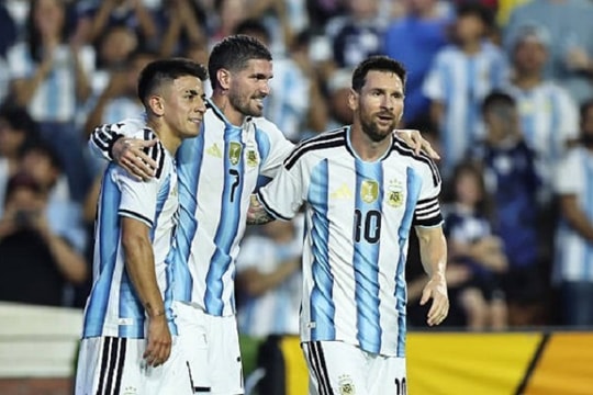 Argentina thắng thuyết phục Iceland 3-0: Messi bùng nổ và lời giải cho chiều sâu đội hình