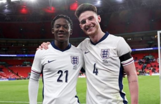 Vì sao Declan Rice hoài nghi Kobbie Mainoo và bước ngoặt tại Manchester United