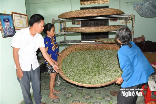 Tiếp vốn, gỡ ‘nút thắt’ thị trường cho các HTX, làng nghề Nghệ An