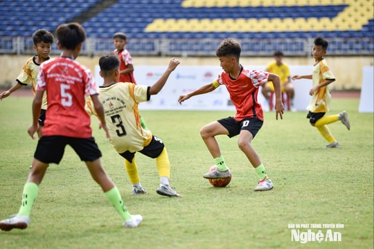 Trực tiếp: Bán kết 2 Thiếu niên Thiếu niên Quỳnh Anh gặp Thiếu niên Quan Thành