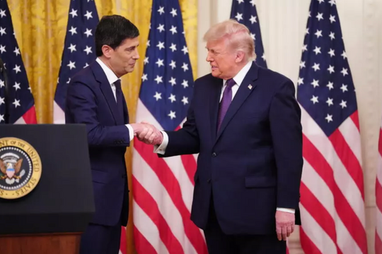 Chủ tịch Fed Kevin Warsh và áp lực lãi suất tại cuộc họp đầu tiên