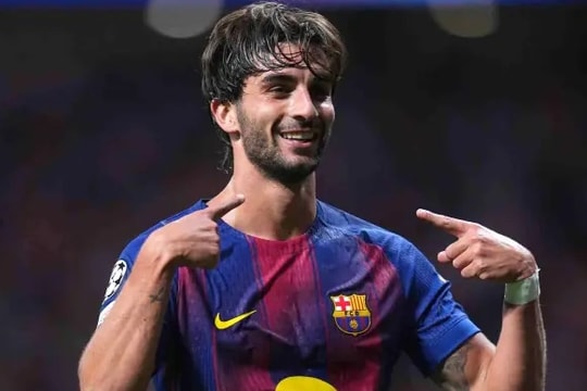 Ferran Torres: Từ kẻ thầm lặng đến bài toán kinh tế 50 triệu euro của Barcelona