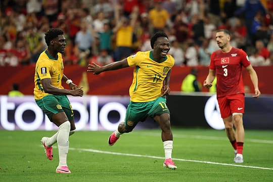 Australia quật ngã Thổ Nhĩ Kỳ 2-0: Cơn địa chấn sau 18 năm chờ đợi