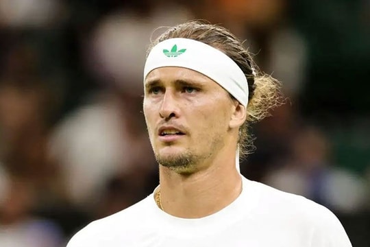 Alexander Zverev tiết lộ điểm yếu trên sân cỏ và đại chiến Joshua - Fury xác định thời điểm