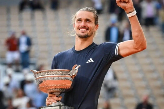 ATP 500 Halle Open: Learner Tien khẳng định vị thế và màn tái xuất của tân vương Zverev