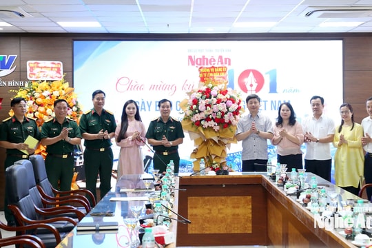 Các cơ quan, đơn vị, địa phương chúc mừng Báo và phát thanh, truyền hình Nghệ An nhân Ngày Báo chí Cách mạng Việt Nam