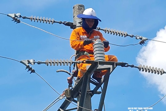 Nghệ An tăng cường kiểm tra, tuyên truyền an toàn sử dụng điện gắn với phòng cháy, chữa cháy