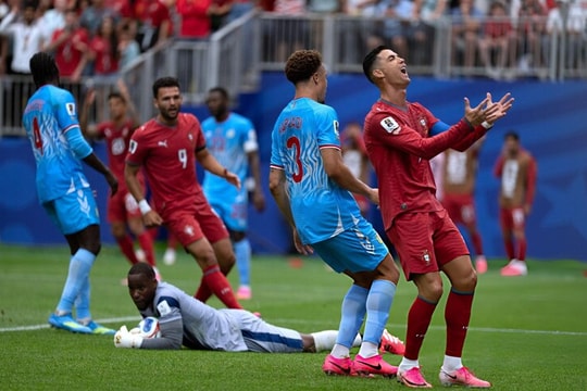 Henry chỉ trích Ronaldo ích kỷ: Khi cái tôi của CR7 cản trở Bồ Đào Nha