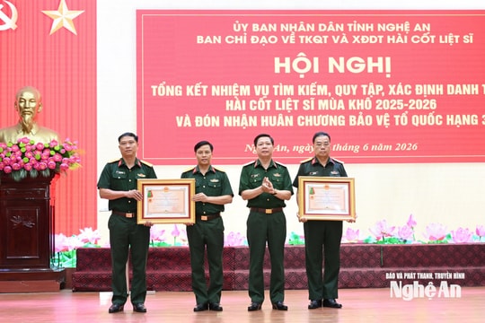 Đội quy tập Bộ Chỉ huy quân sự tỉnh đón nhận Huân chương Bảo vệ Tổ quốc hạng Ba