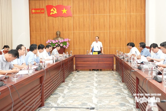 Thông qua Dự thảo Quy định phân cấp thẩm quyền quyết định tiêu chuẩn, định mức diện tích công trình, trụ sở