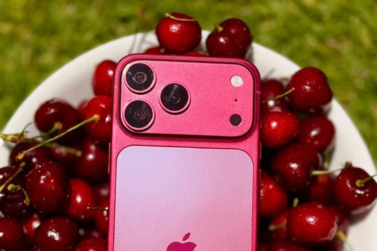 iPhone 18 Pro Max cán mốc 1.399 USD: Áp lực chi phí linh kiện hay toan tính chiến lược của Apple?