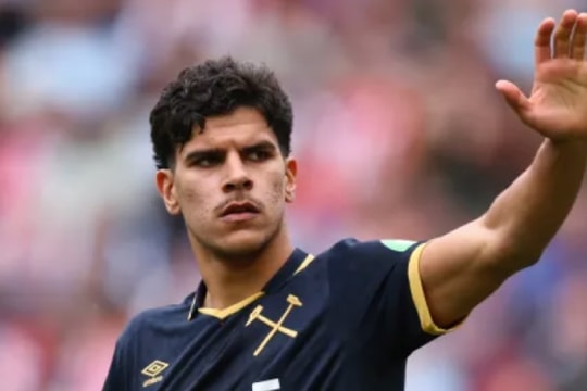 MU dẫn đầu cuộc đua chiêu mộ Mateus Fernandes trước sự cạnh tranh của Tottenham